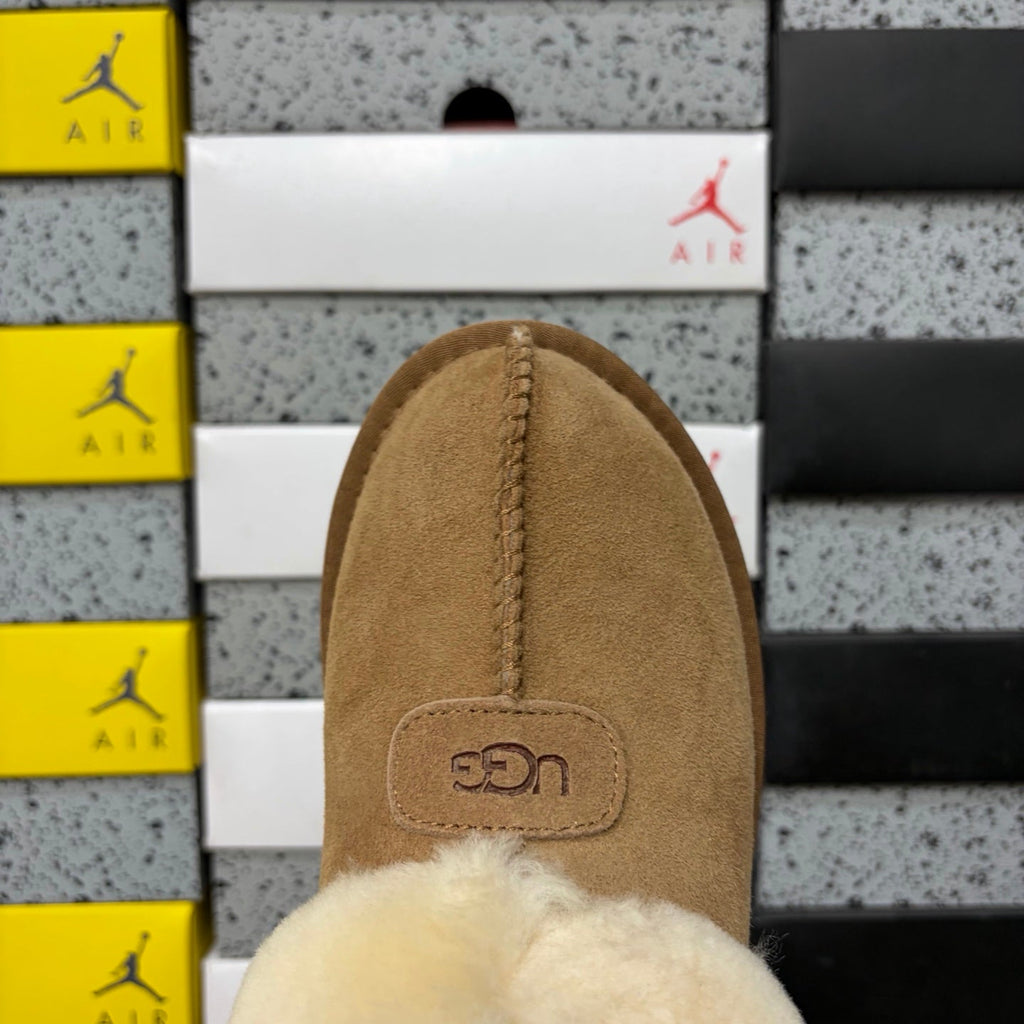 UGG Tazz Platform Slipper Boot with Cream Shearling Collar, Moccasin Toe Stitch & UGG Badge in Chestnut