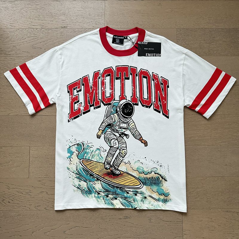 MIXED EMOTION Astronaut Graphic Ringer T-Shirt