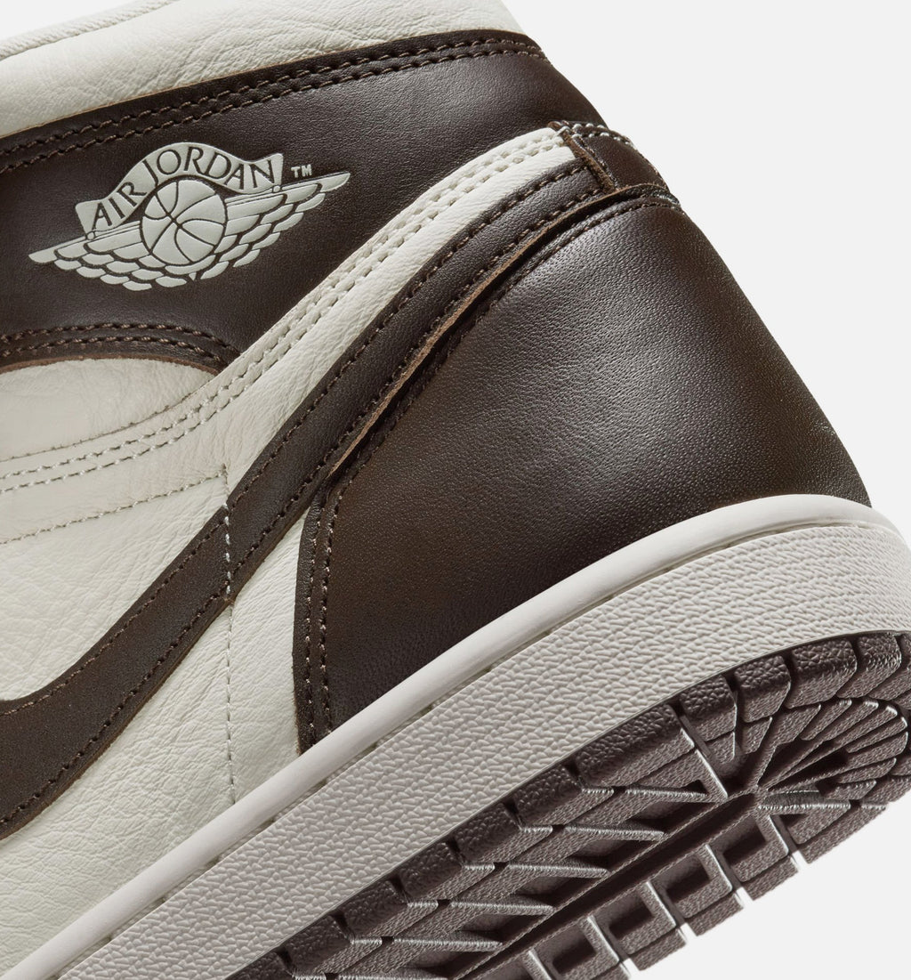 Air Jordan 1 Retro High OG Baroque Brown | Women's Lifestyle Shoe | Baroque Brown/Pale Vanilla/Sail