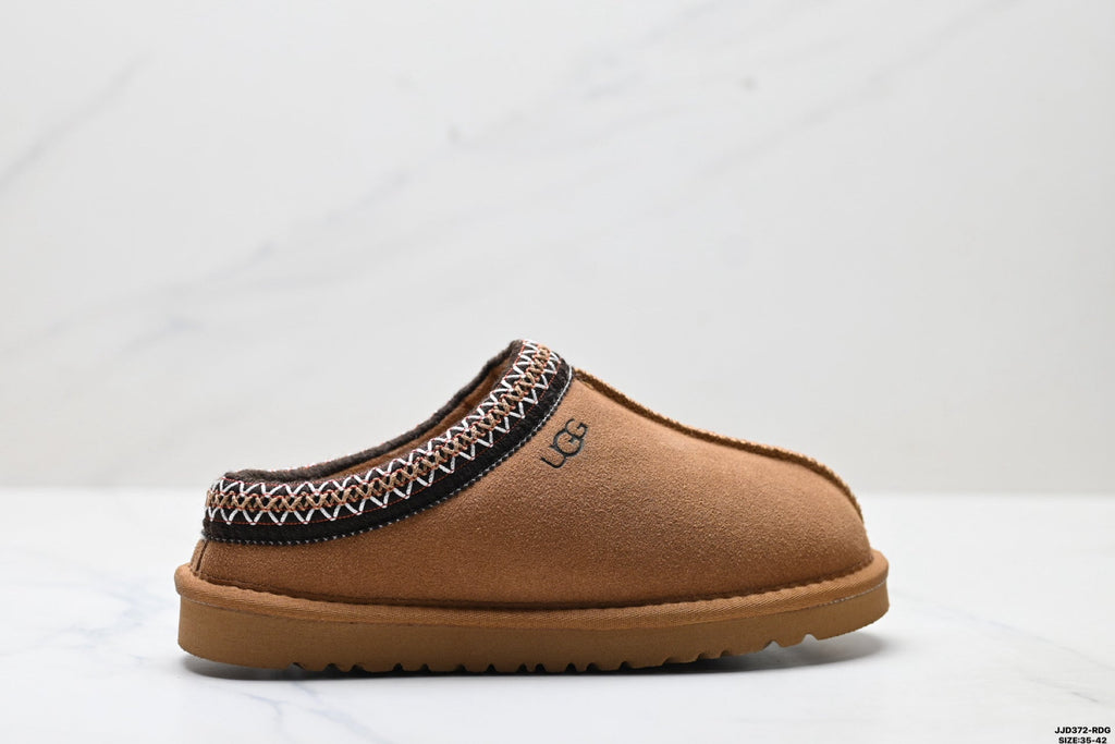 UGG Tazz Snow Boots