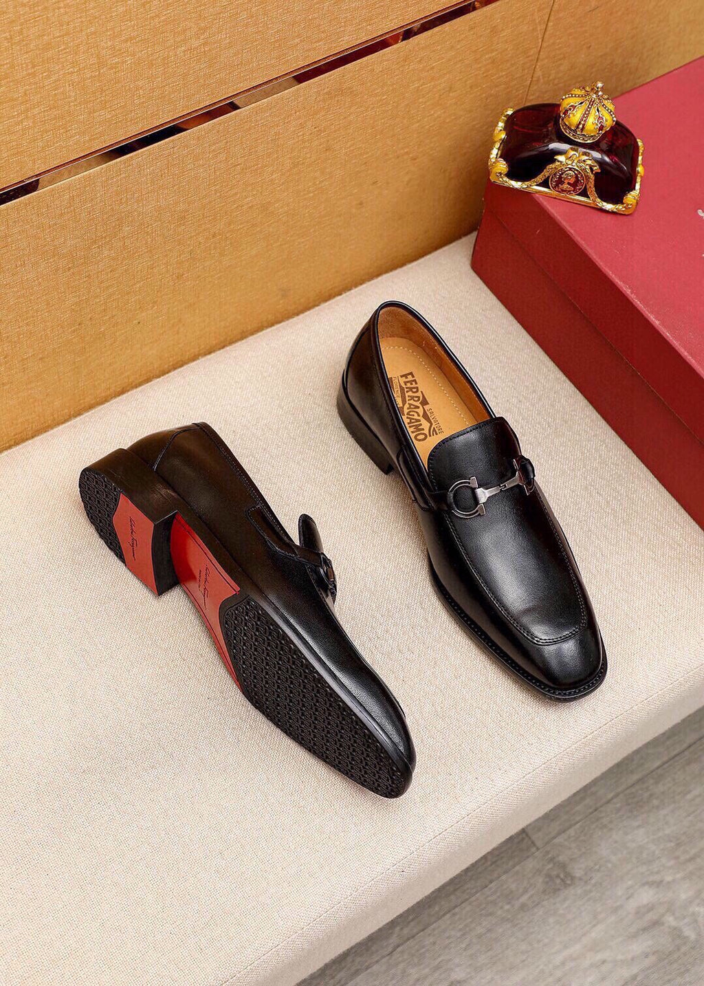 Ferragamo Black Metal-Hardware Loafers - Polished Metal Vamp Hardware