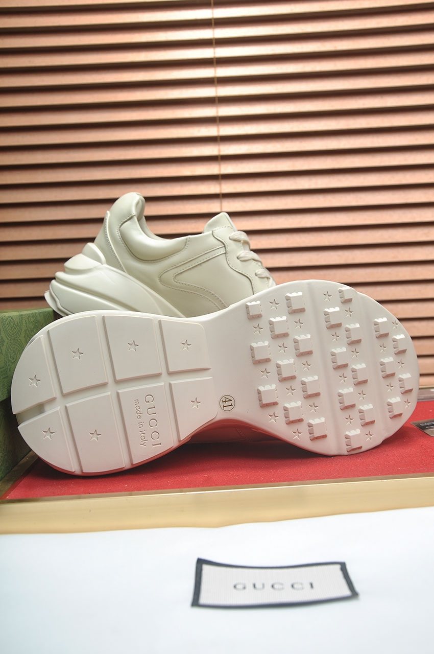 GUCCI Off-White Green and Red Chunky Sneakers