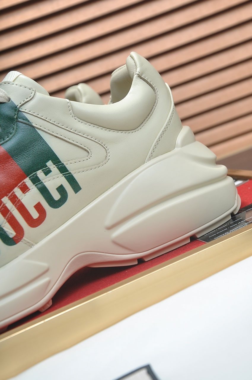 GUCCI Off-White Green and Red Chunky Sneakers