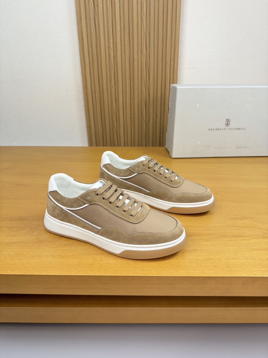 Brunello Cucinelli Color-Block Low-Top Sneakers