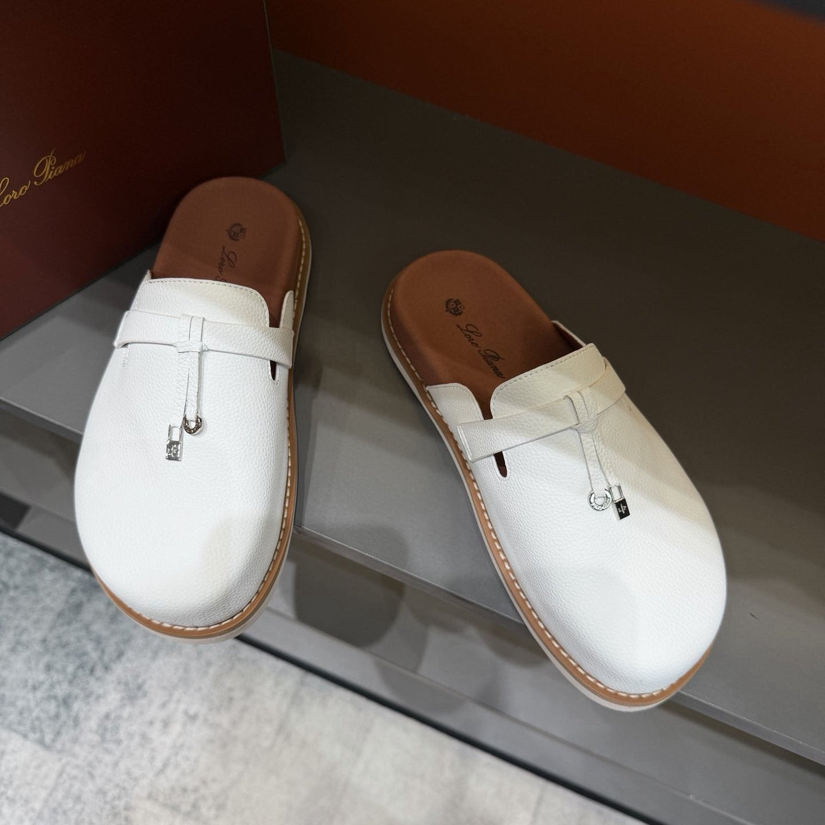 Textured Loafer Mule Shoes
