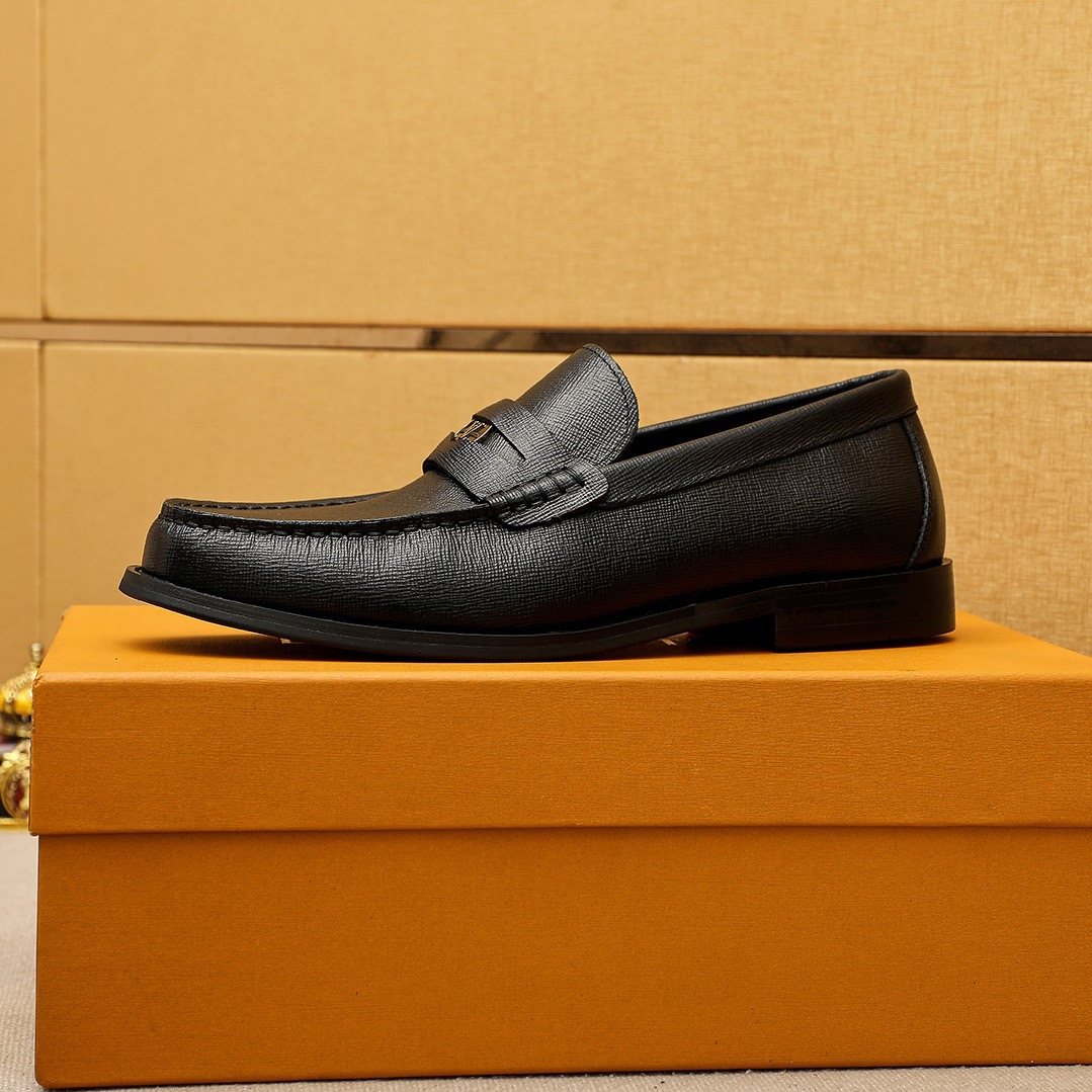 Louis Vuitton Black Leather Hardware Loafers
