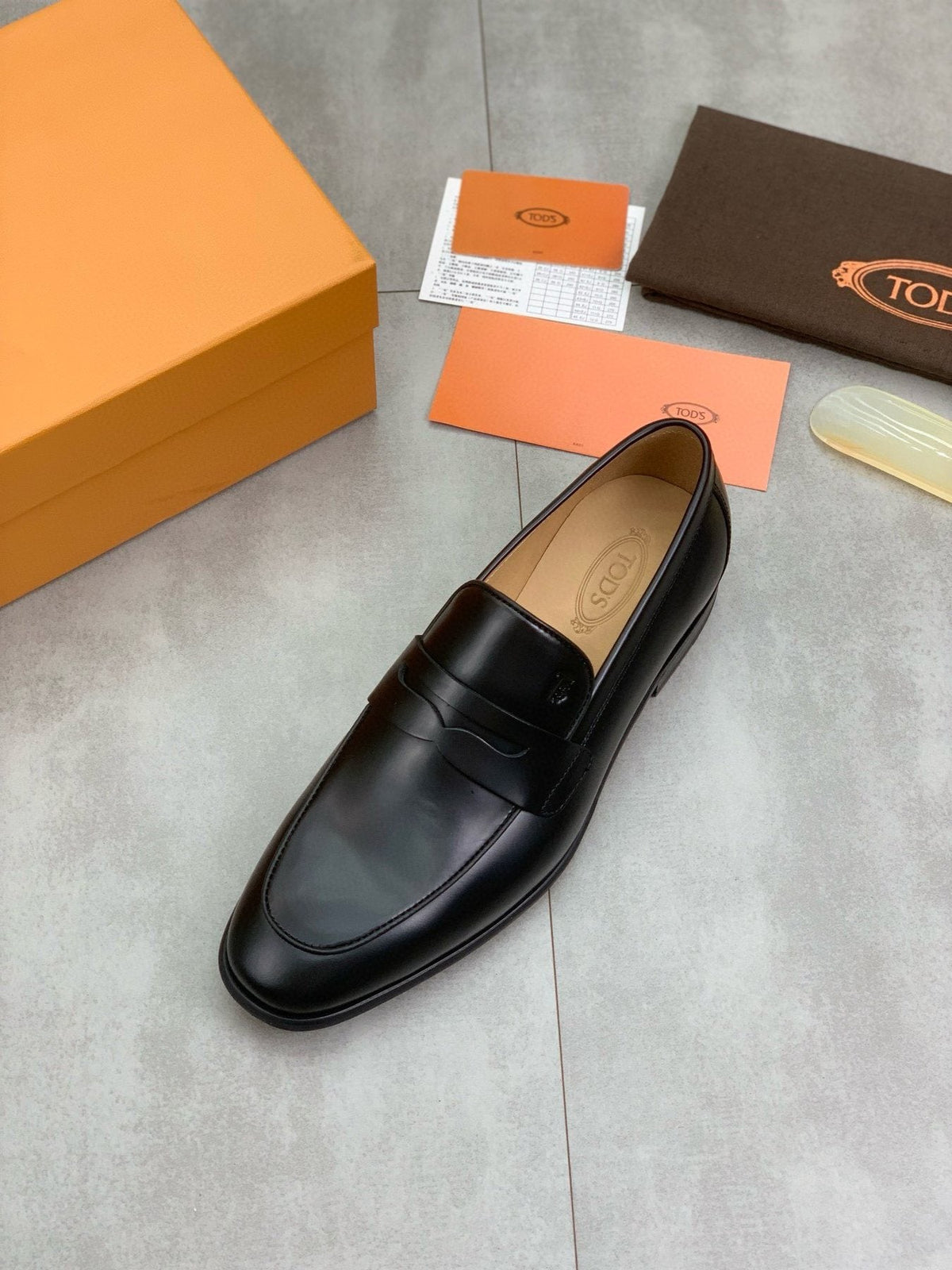 TOD'S Men's Black Penny Loafers
