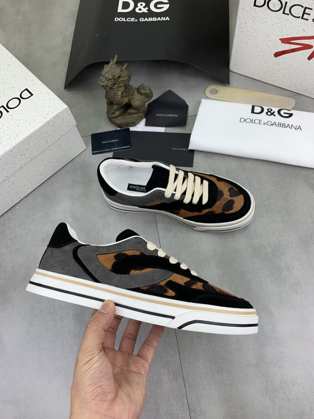Dolce & Gabbana Patterned Low-Top Sneakers