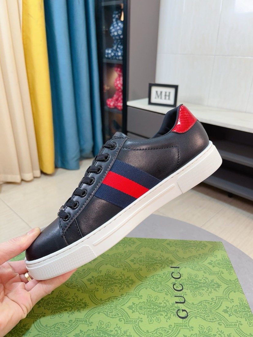 Gucci Men's Stripe Low-Top Sneakers - Rubber Cupsole