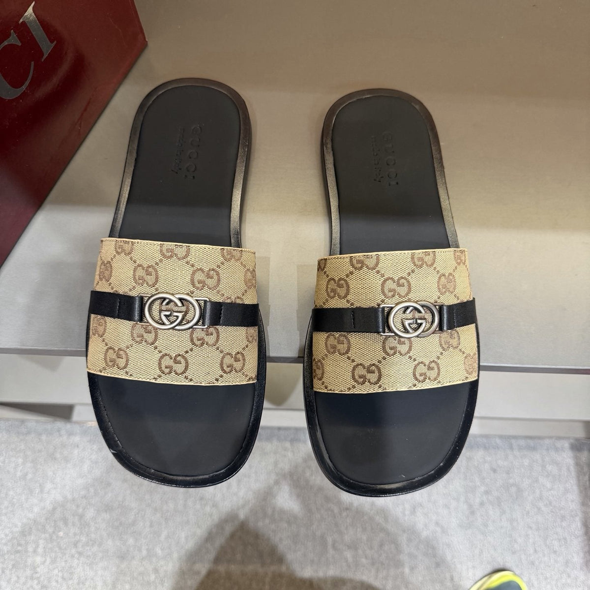 Gucci Patterned Strap Slide Sandals - Open Toe