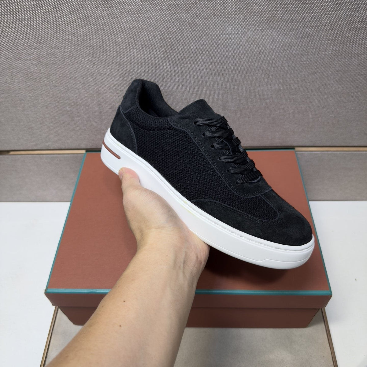 Men's Paneled Low-Top Sneakers