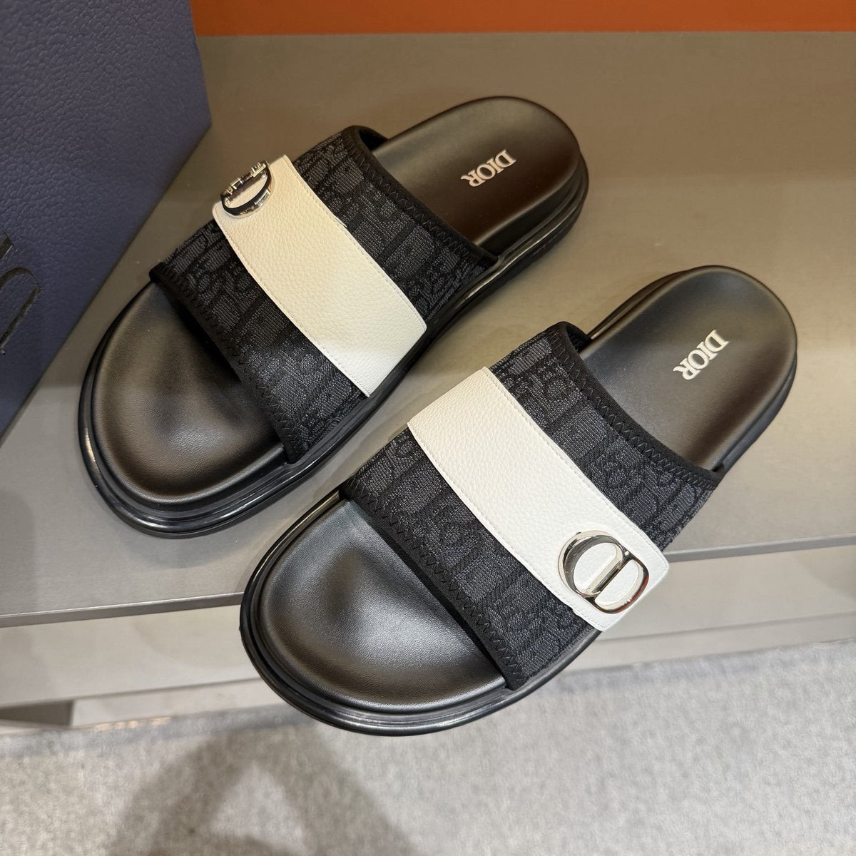 Dior Patterned Strap Slide Sandals - Open Toe
